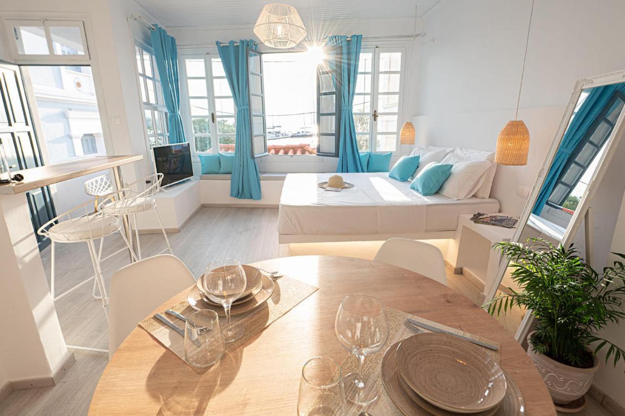 The White Rose Apartment Poros Town Екстериор снимка