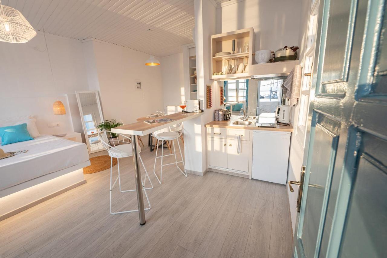 The White Rose Apartment Poros Town Екстериор снимка