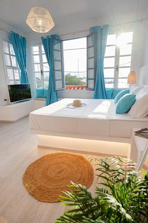 The White Rose Apartment Poros Town Екстериор снимка