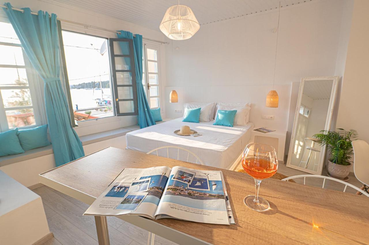 The White Rose Apartment Poros Town Екстериор снимка