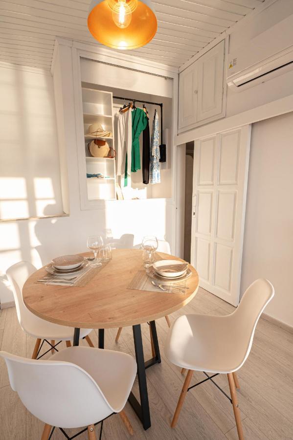 The White Rose Apartment Poros Town Екстериор снимка