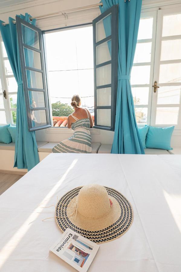 The White Rose Apartment Poros Town Екстериор снимка
