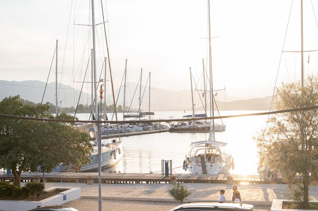 The White Rose Apartment Poros Town Екстериор снимка
